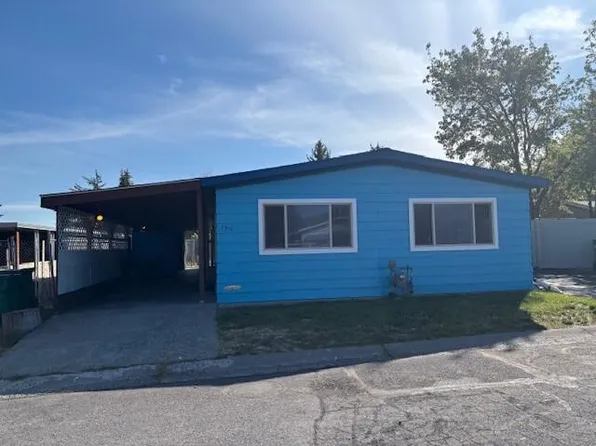 7310 Flag Ct, Klamath Falls, OR 97603