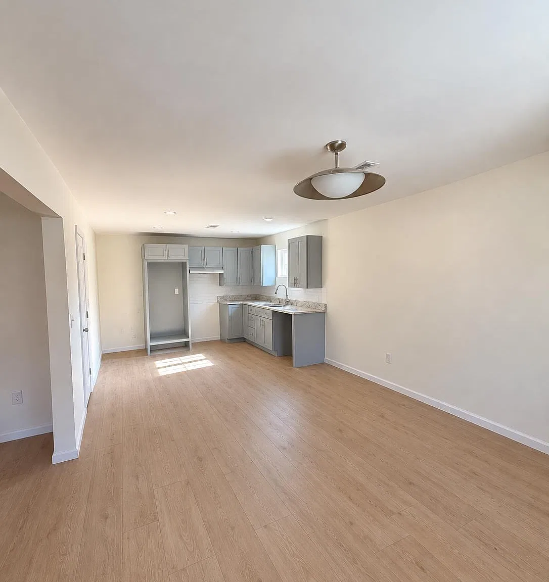 3 bed, 2.0 bath, $1,750 — Photo 3