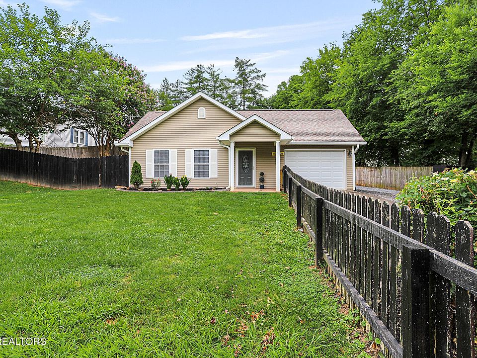 1st image of 416 Grandview Dr