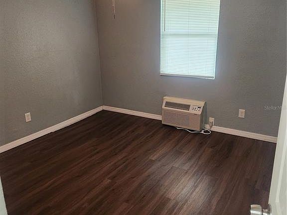 4th image of 5901 Bryce Ln #5903