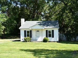 4015 Pleasant Garden Rd, Greensboro, NC 27406