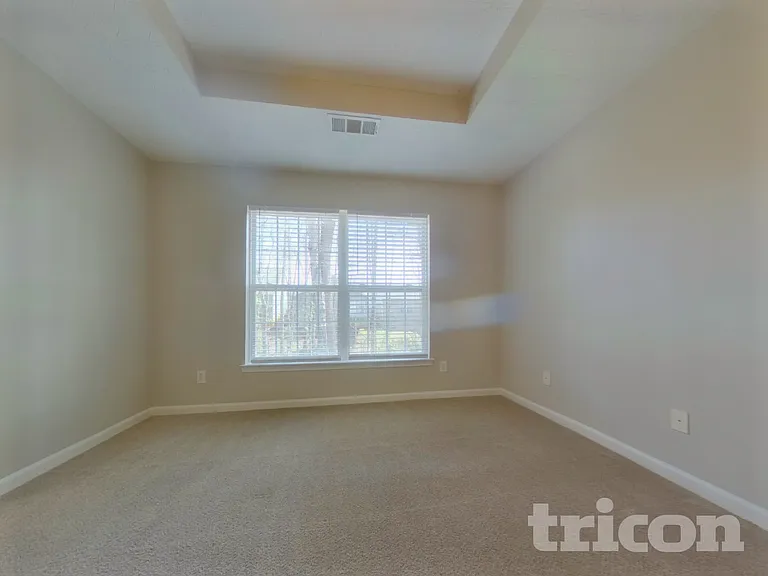 501 Arrowhead Dr — Photo 8