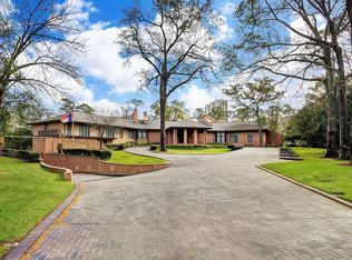 5002 Green Tree Rd, Houston, TX 77056