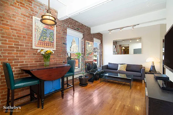 Rented by Sotheby's International Realty | media 9