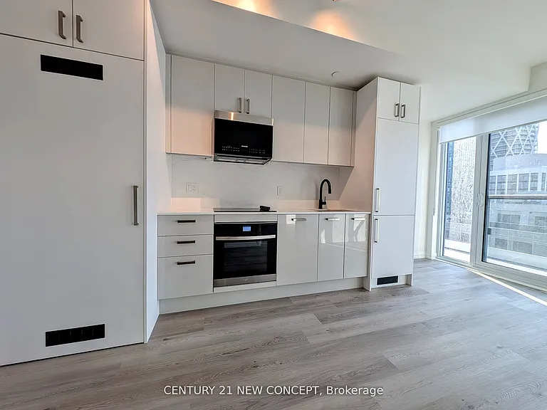 280 Dundas St W #1408 — Photo 7