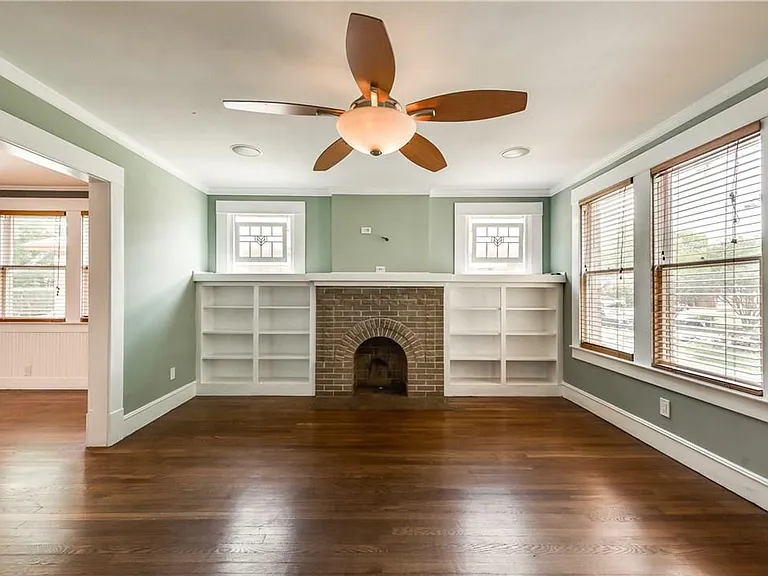 1423 Hollywood Ave — Photo 11