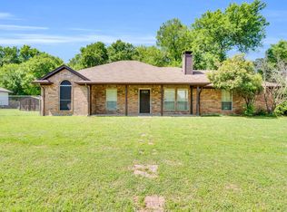 100 Beaver Creek Dr, Waxahachie, TX 75165