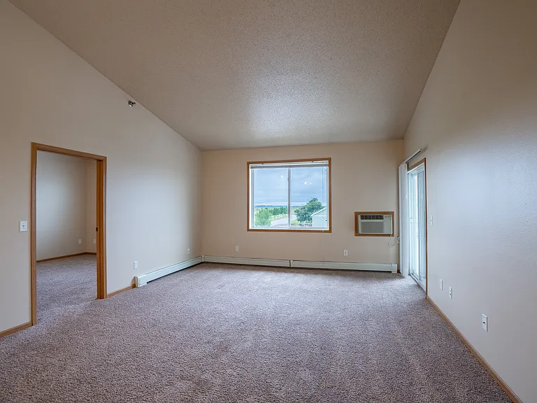 Fargo, ND West Lake Apartments | Living
