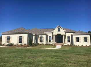 8 Ballantrae Dr, Hattiesburg, MS 39402