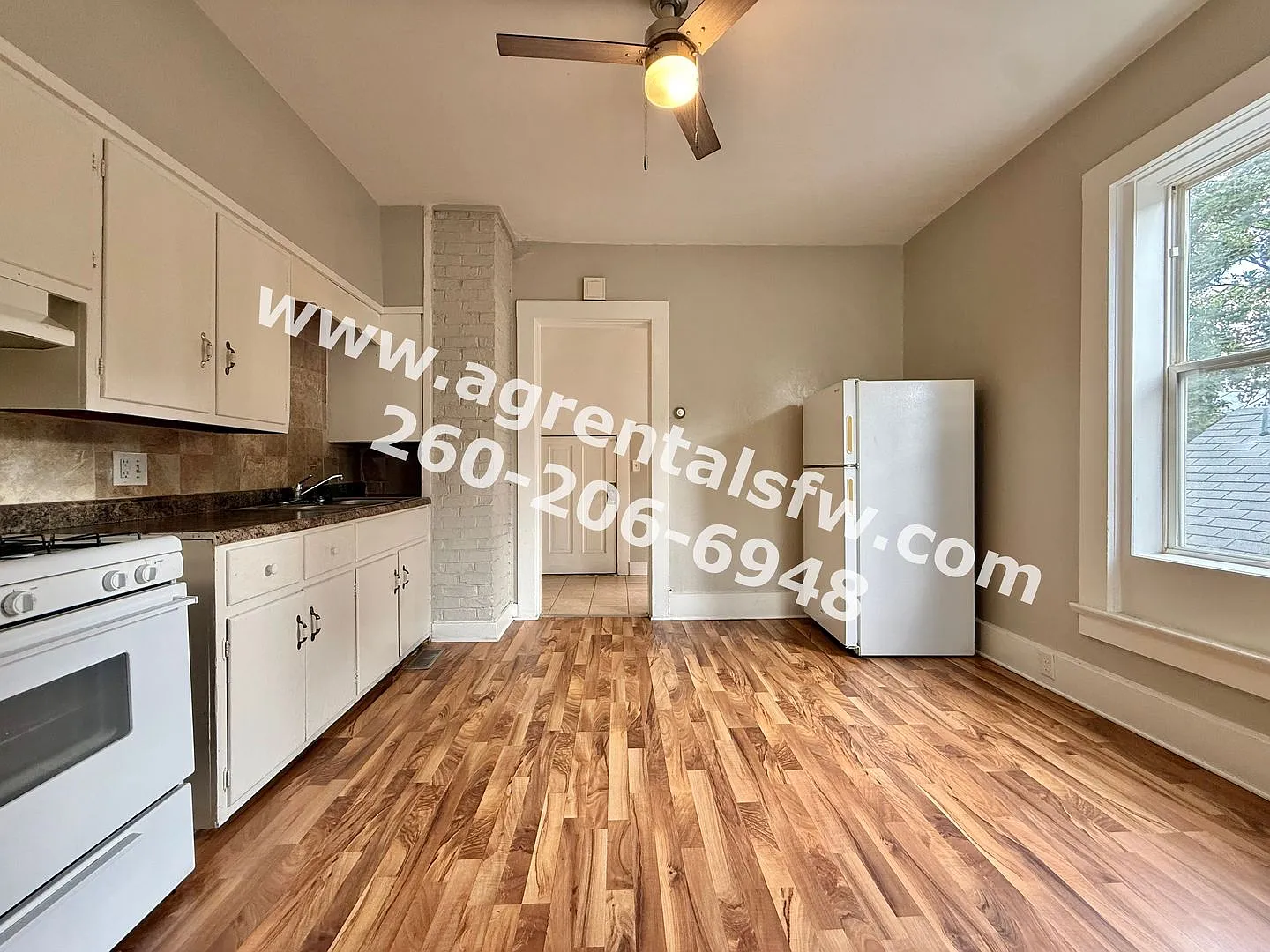 310 W Dewald St — Photo 4