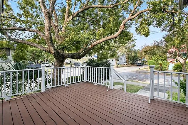 2 bed, 1.0 bath, 1340 sqft, $2,800 — Photo 3