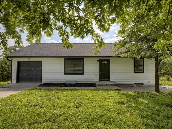 5 N 122nd St, Bonner Springs, KS 66012