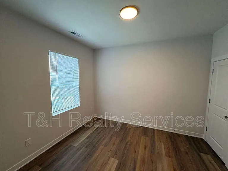 415 N Walcott St #D — Photo 10