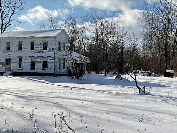 2nd image of 4165 Wheeler Creek Rd