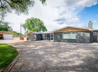 550 Esperanza Rd, Bosque Farms, NM 87068