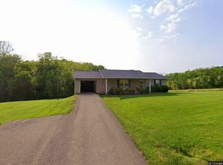 215 Yasenosky Rd, Smithfield, PA 15478