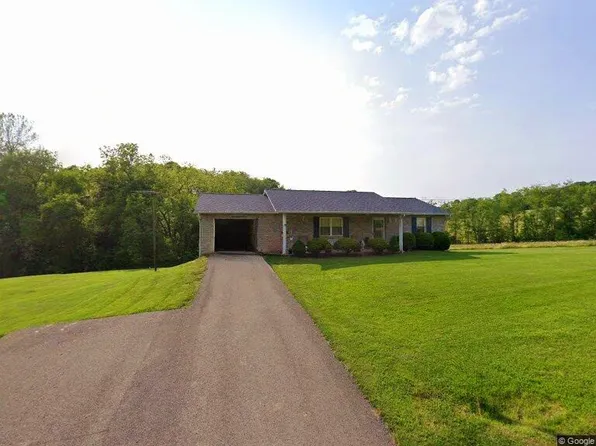 215 Yasenosky Rd, Smithfield, PA 15478