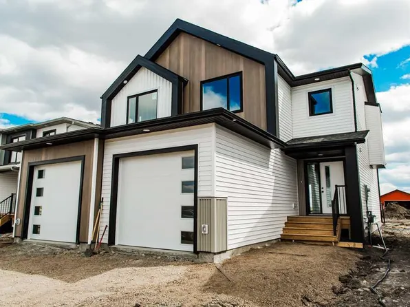 9520 W 114th Ave, Clairmont, AB T8X 0W8