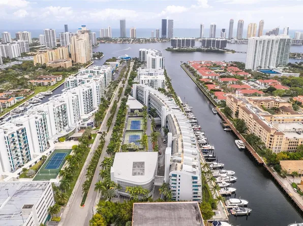 2950 NE 188th St, Aventura, FL