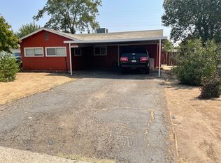 1170 N Pecan Ave, Reedley, CA 93654
