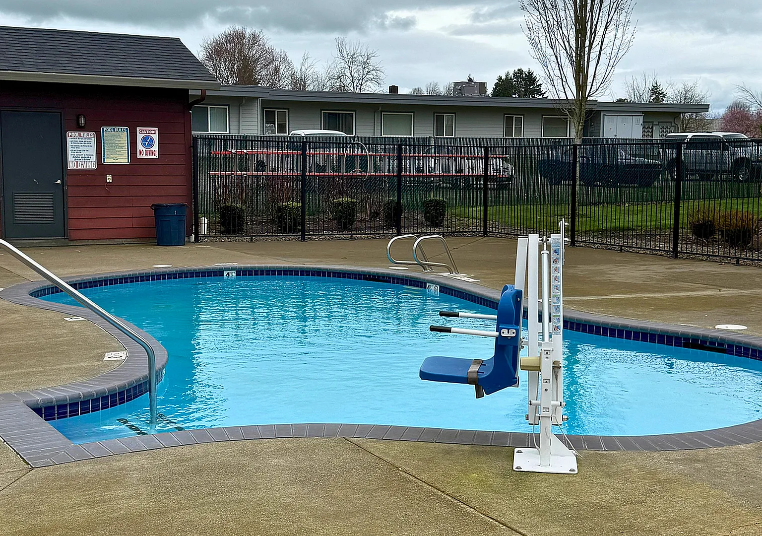 Plumtree Apartments — Photo 1