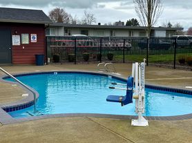Plumtree Apartments