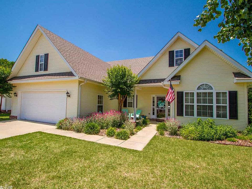 1st image of 3303 Moonlighting Place Dr