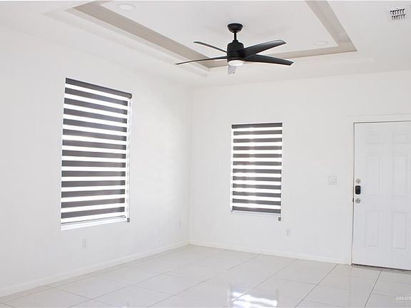 5th image of 1600 Angelina Dr #1