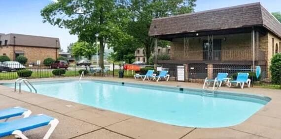 2nd image of 625 Country Club Dr APT B9
