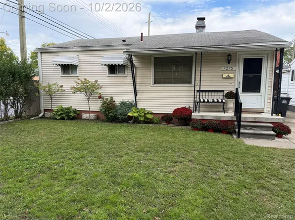7275 Katherine St, Taylor, MI 48180
