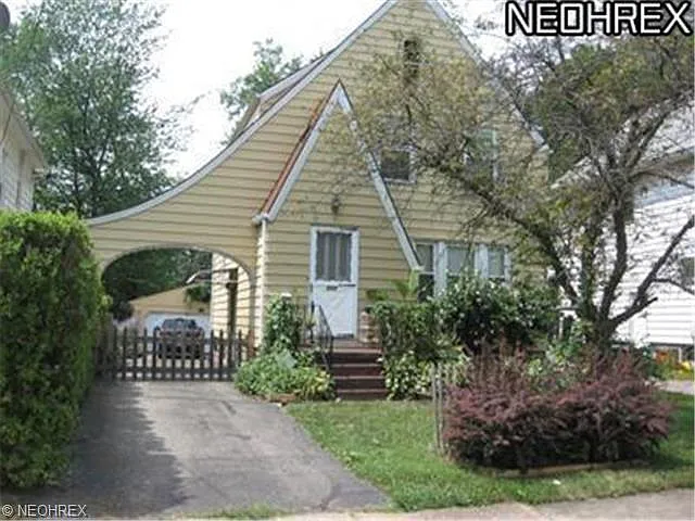 500 Homewood Ave SE photo 1
