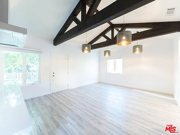 2nd image of 3869 Boyce Ave