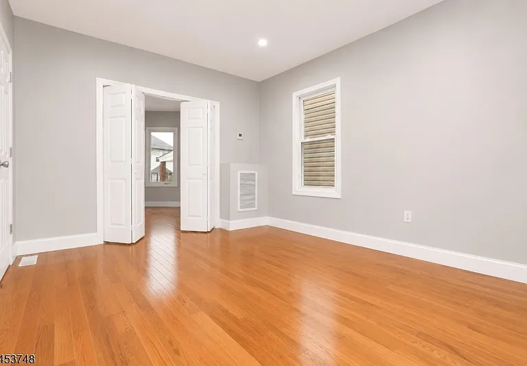 734 Summer Ave #1 — Photo 10