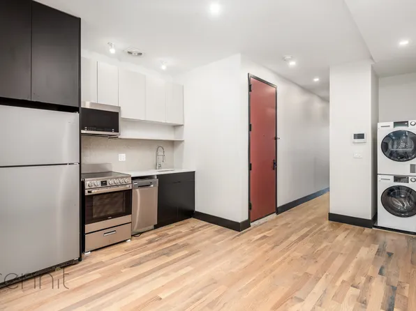 127 Thames Street image 1 of 13