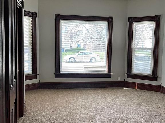 4th image of 230 N Pomeroy Ave