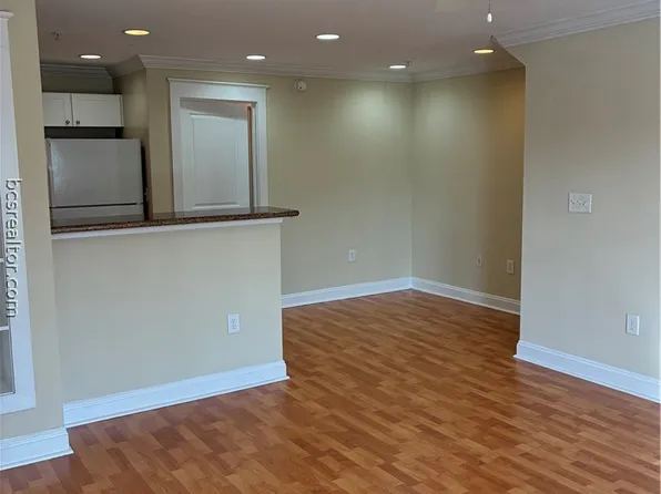 1725 Harvey Mitchell Pkwy S APT 1331, College Station, TX 77840