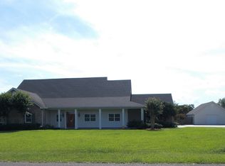 13824 Arapaho St, Abbeville, LA 70510