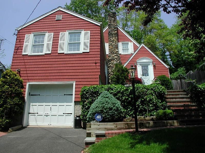 1st image of 10 Woodland Ave