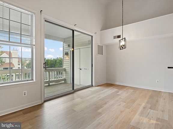 5th image of 7044 Ellingham Cir Unit E