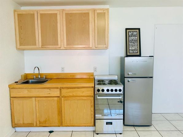 500 W Oakland Park Blvd