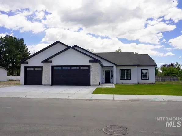 1215 Copper Dr, Rupert, ID 83350