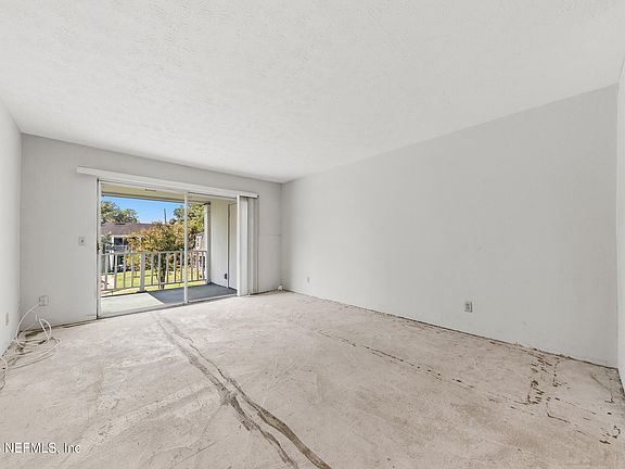 5th image of 4358 TIMUQUANA Road #187