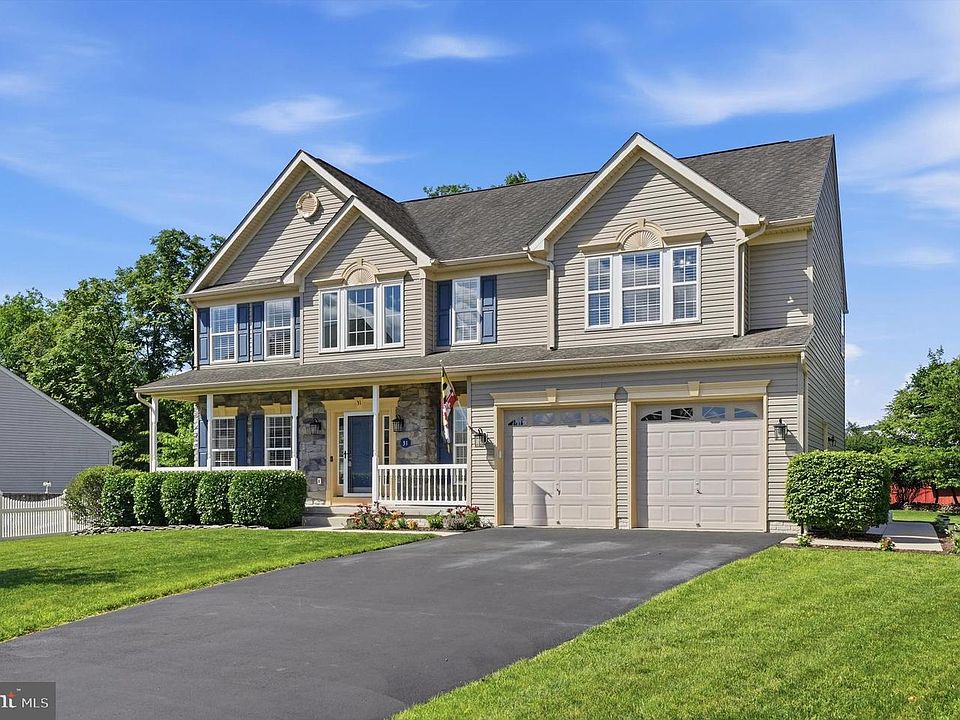 1st image of 31 Pleasant Acres Dr