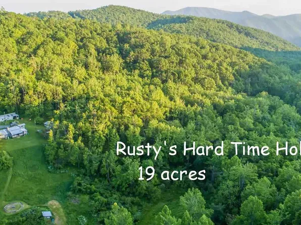 16903 Blue Ridge Pkwy, Lyndhurst, VA 22952