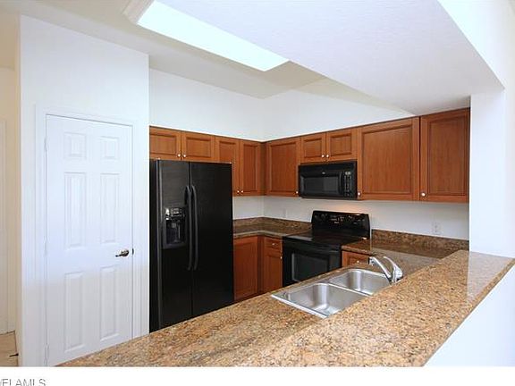 4th image of 20281 Estero Gardens Cir Unit 108