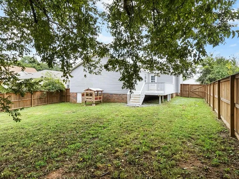 2424 Calico Ct — Photo 28