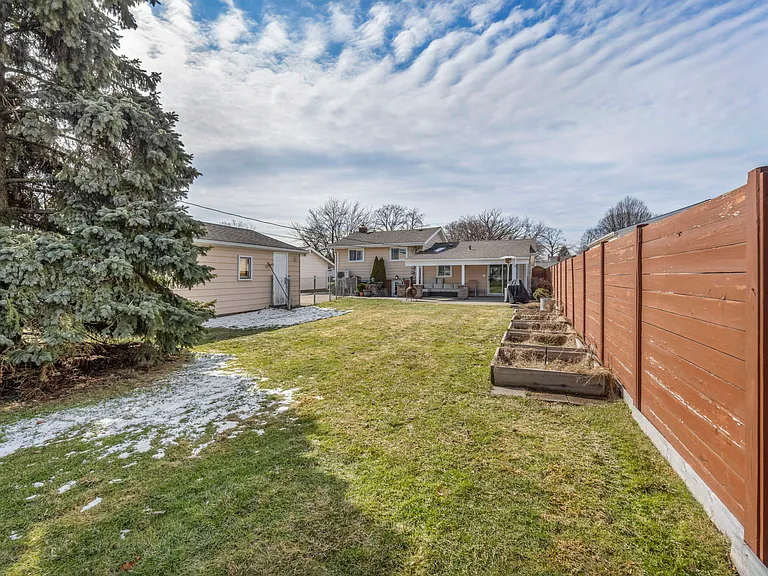 1237 Giesse Dr — Photo 39