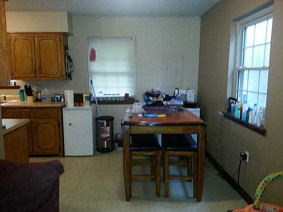 3rd image of 217 N College St