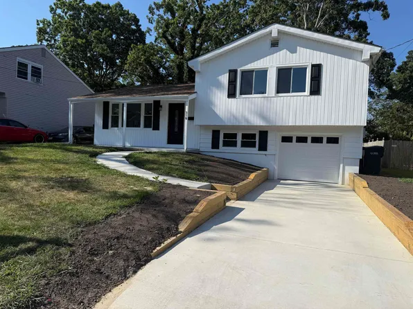 310 Spruce St, Absecon, NJ 08201