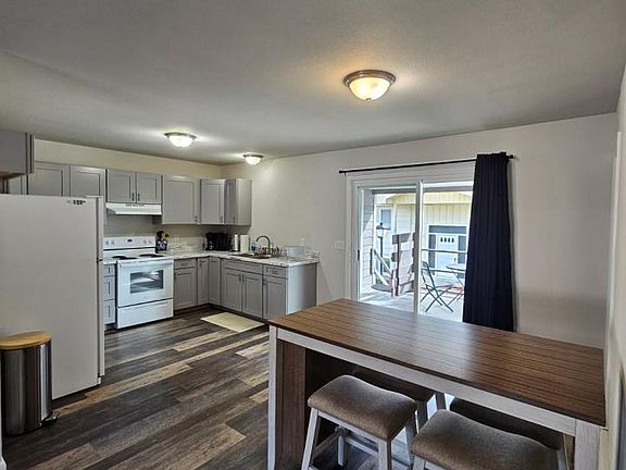 3rd image of 2219 Monad Rd APT 1